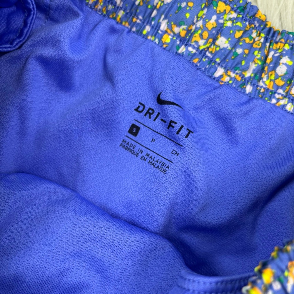 Nike Women's S Blue Yellow Floral Dri-FIT Tempo Icon Clash Running Shorts Gym - Picture 4 of 8
